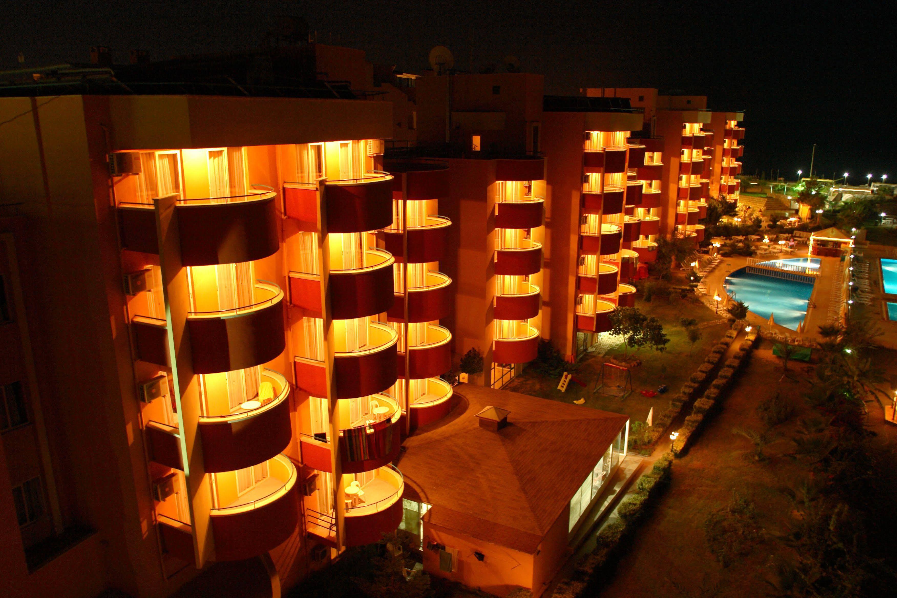 Grand Uysal Beach & Spa Hotel Alanya Extérieur photo
